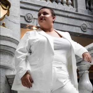 Part & Parcel White Blazer - Plus Size 3XL